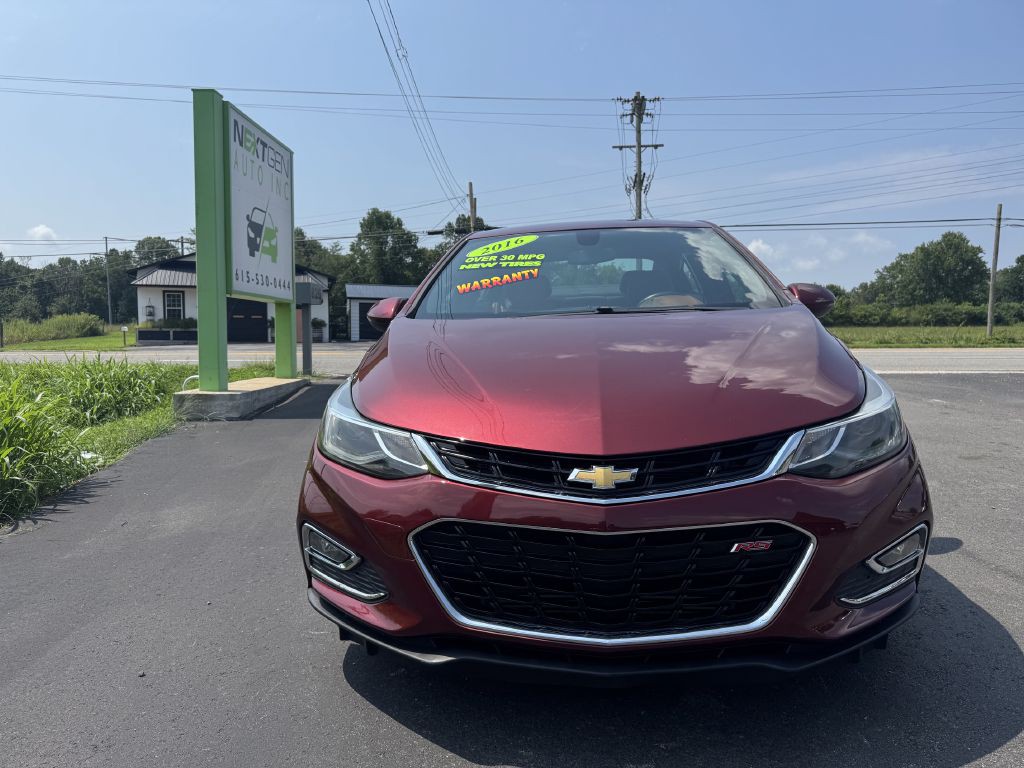2016 Chevrolet Cruze Image 2