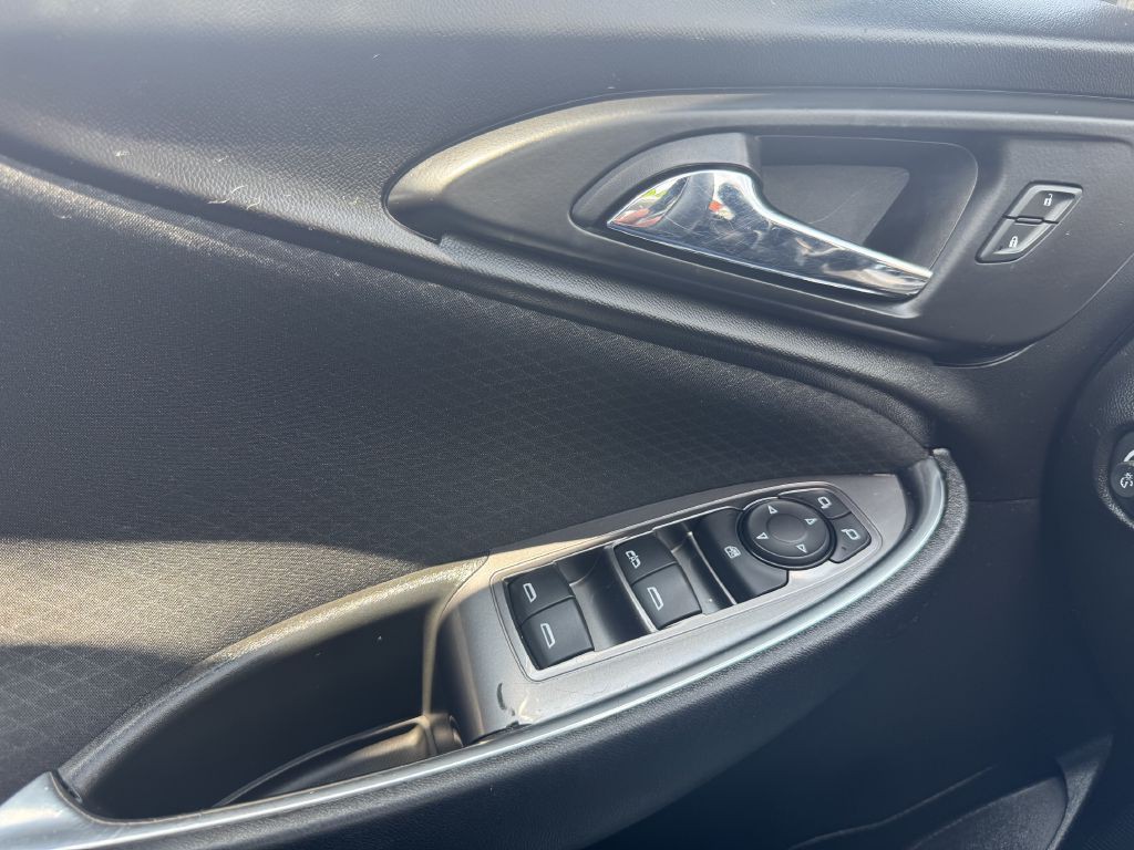 2021 Chevrolet Malibu Image 14