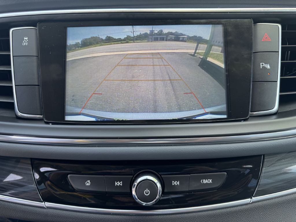 2018 Buick Enclave Image 14