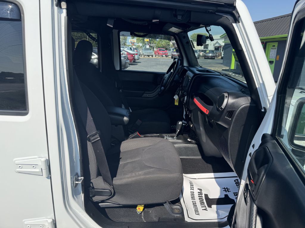 2016 Jeep Wrangler Unlimited Image 9