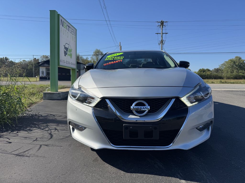 2017 Nissan Maxima Image 2