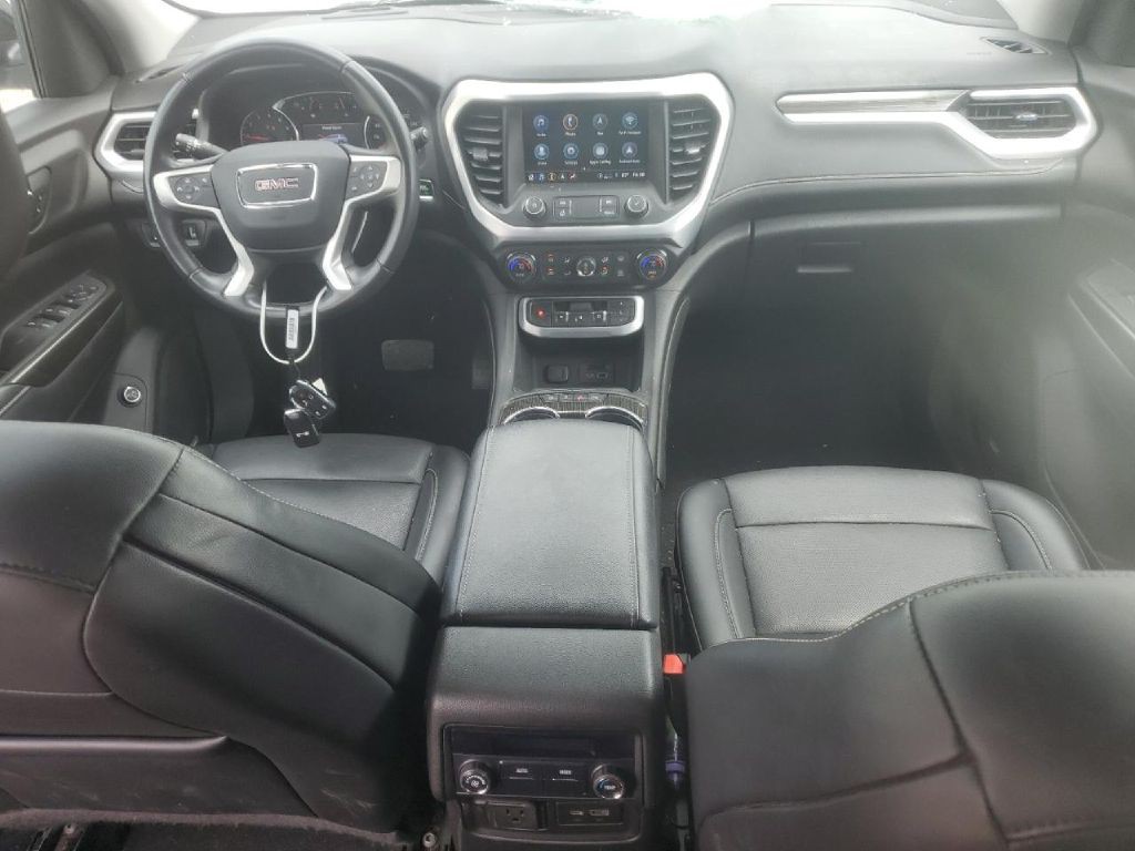 2021 GMC Acadia Image 8