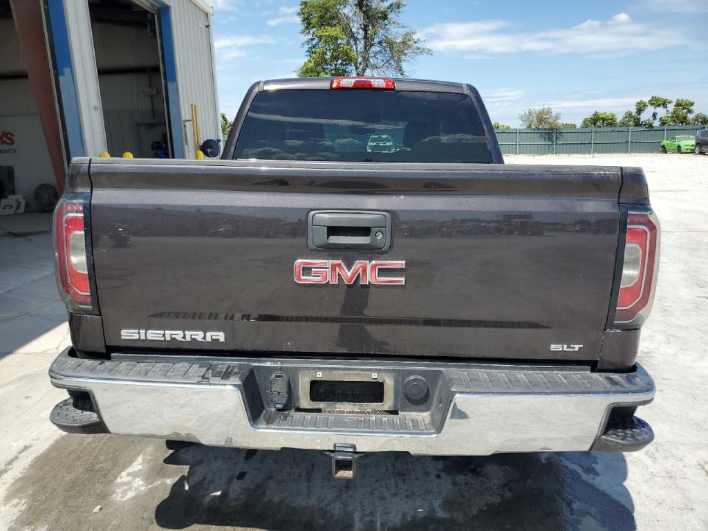 2016 GMC Sierra Image 2
