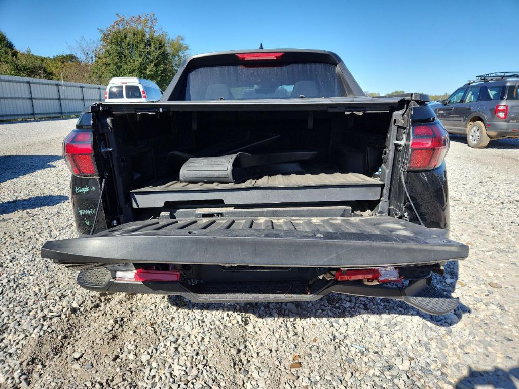 2023 Hyundai Santa Cruz Image 2