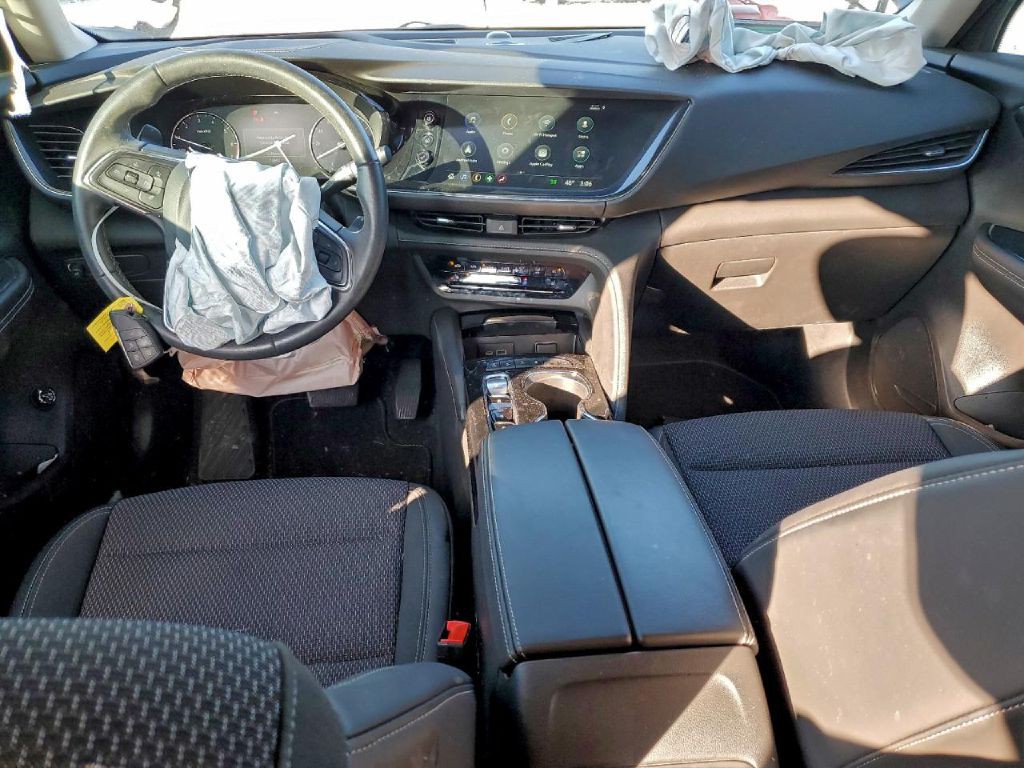 2023 Buick Envision Image 1