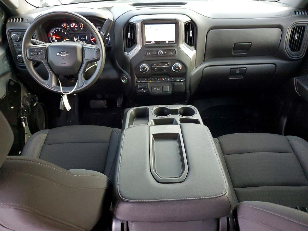 2024 Chevrolet Silverado 1500 Image 12