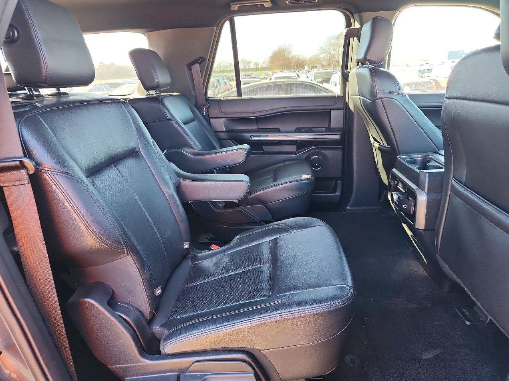 2020 Ford Expedition Image 13