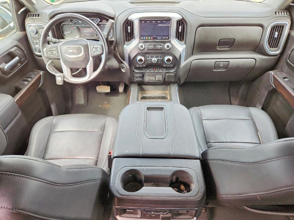 2021 GMC Sierra Image 2
