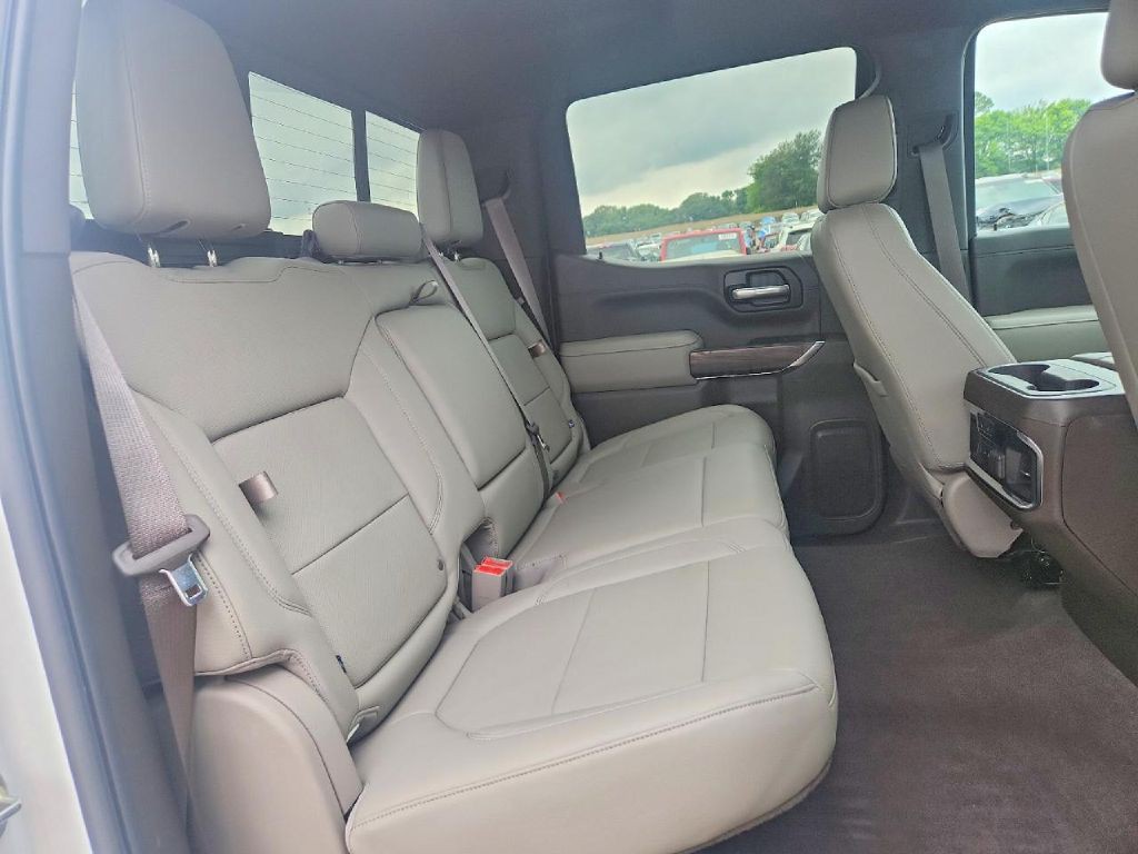 2020 GMC Sierra Image 10