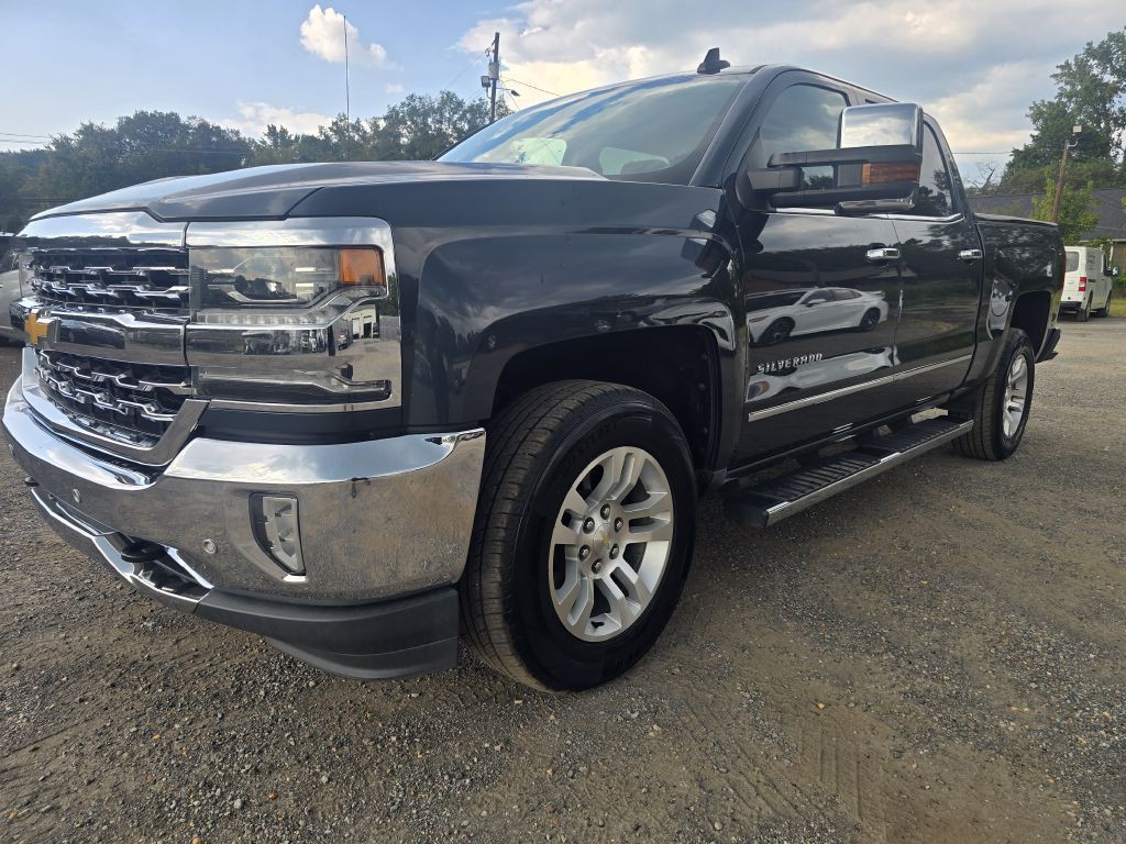 2017 Chevrolet Silverado 1500 Image 1