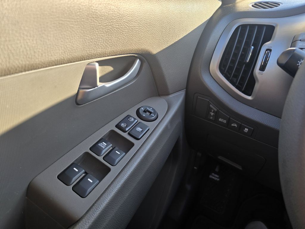 2016 Kia Sportage Image 14
