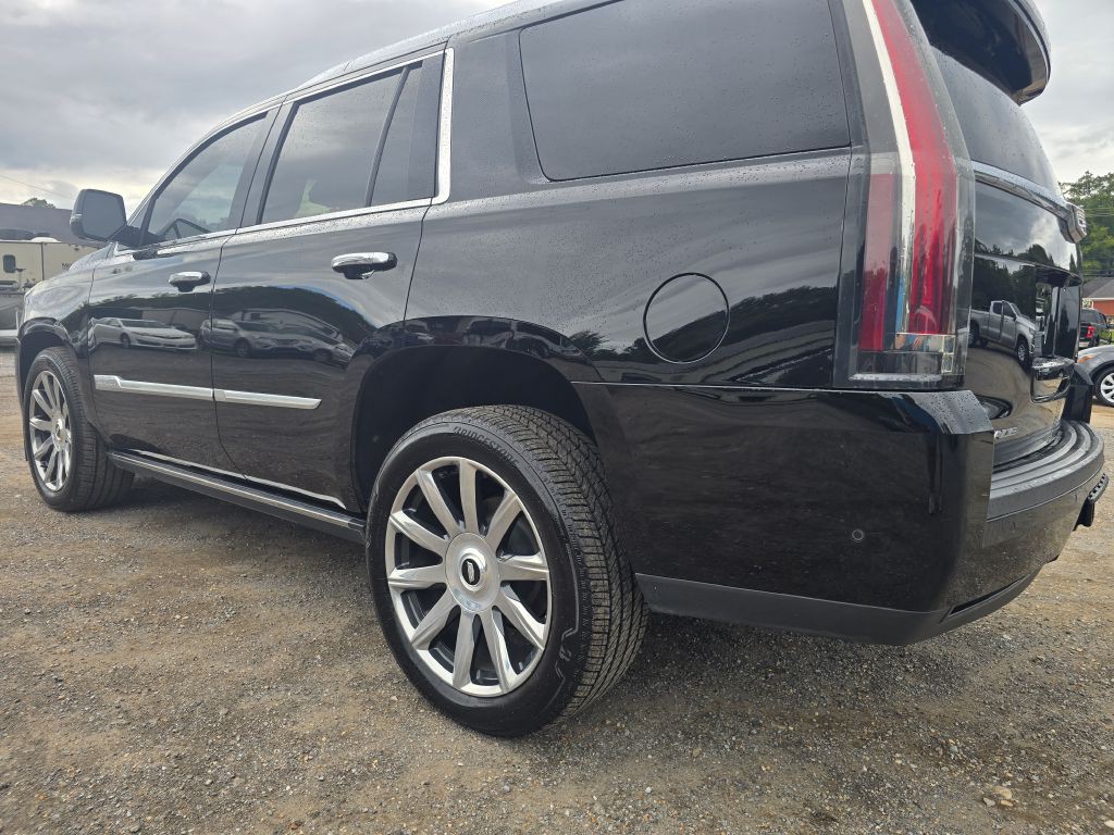 2018 Cadillac Escalade Image 3