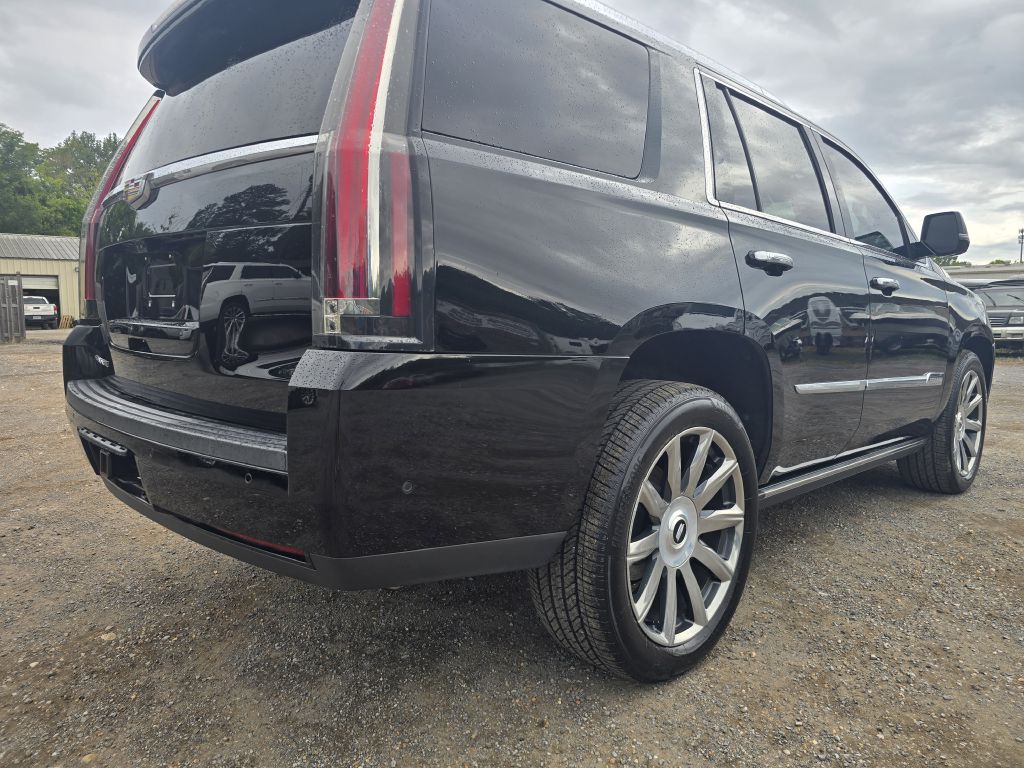 2018 Cadillac Escalade Image 4