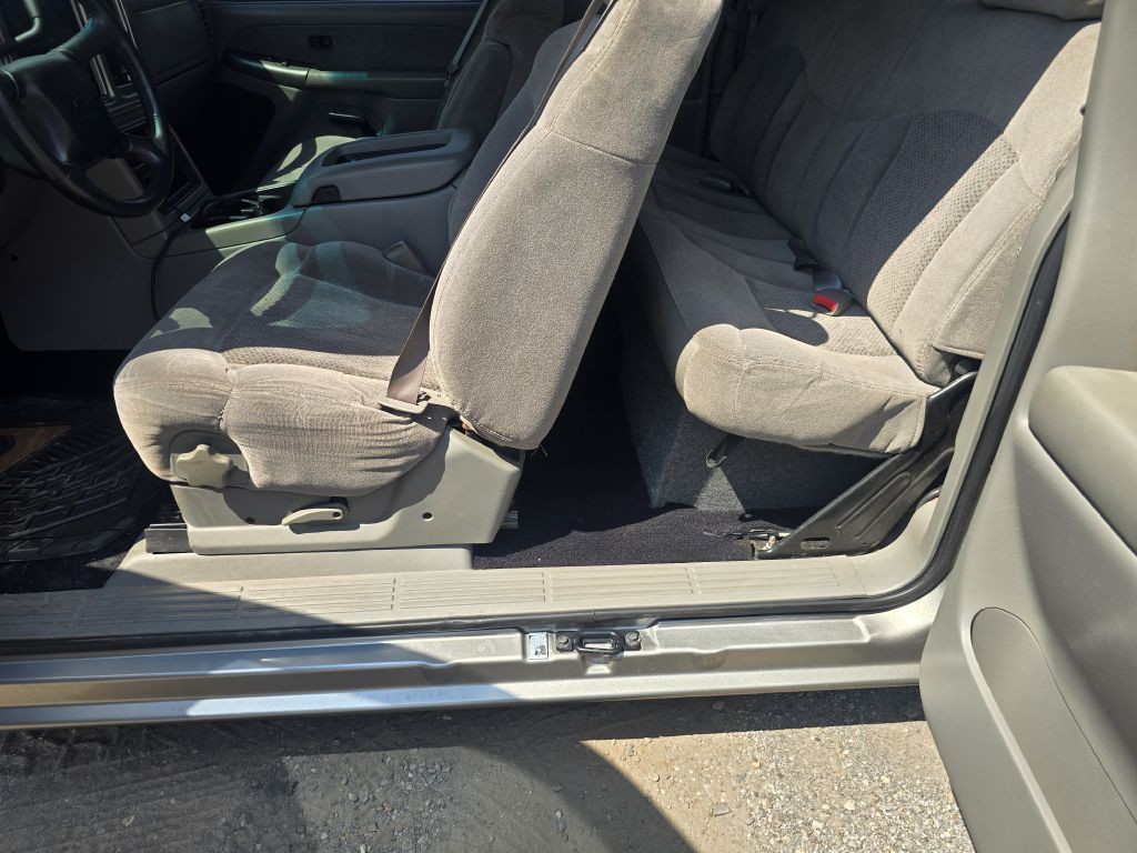 2000 Chevrolet Silverado 1500 Image 11