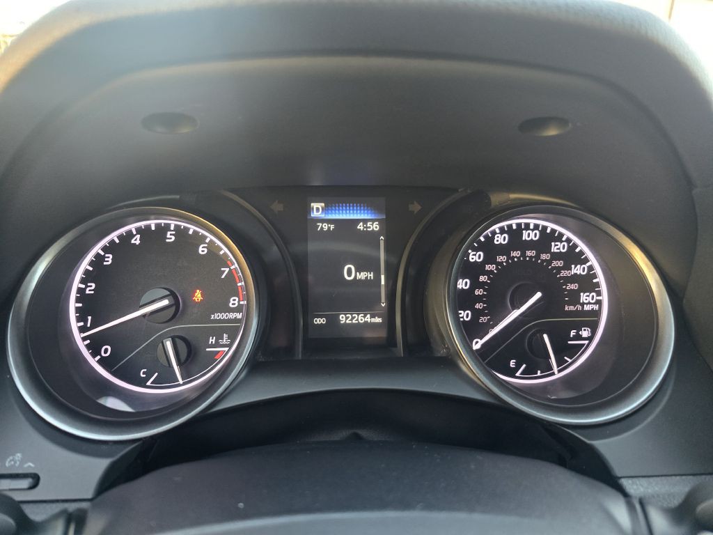 2021 Toyota Camry Image 9