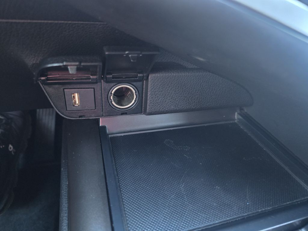 2021 Toyota Camry Image 13