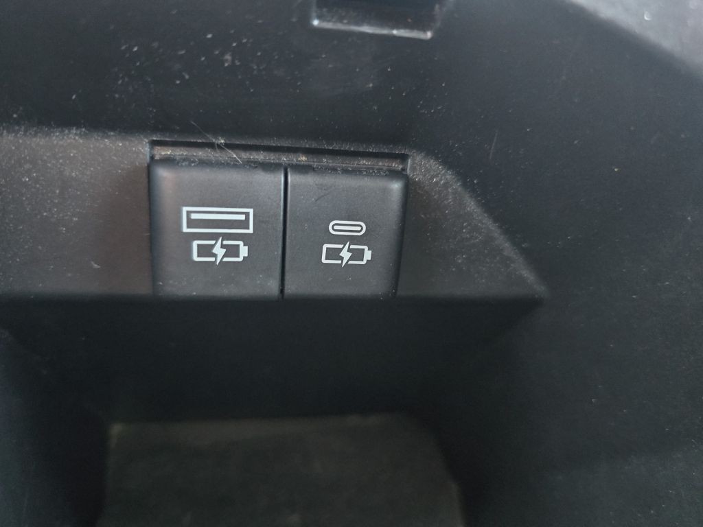 2021 Toyota Camry Image 18