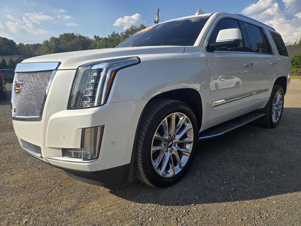 2018 Cadillac Escalade Image 1