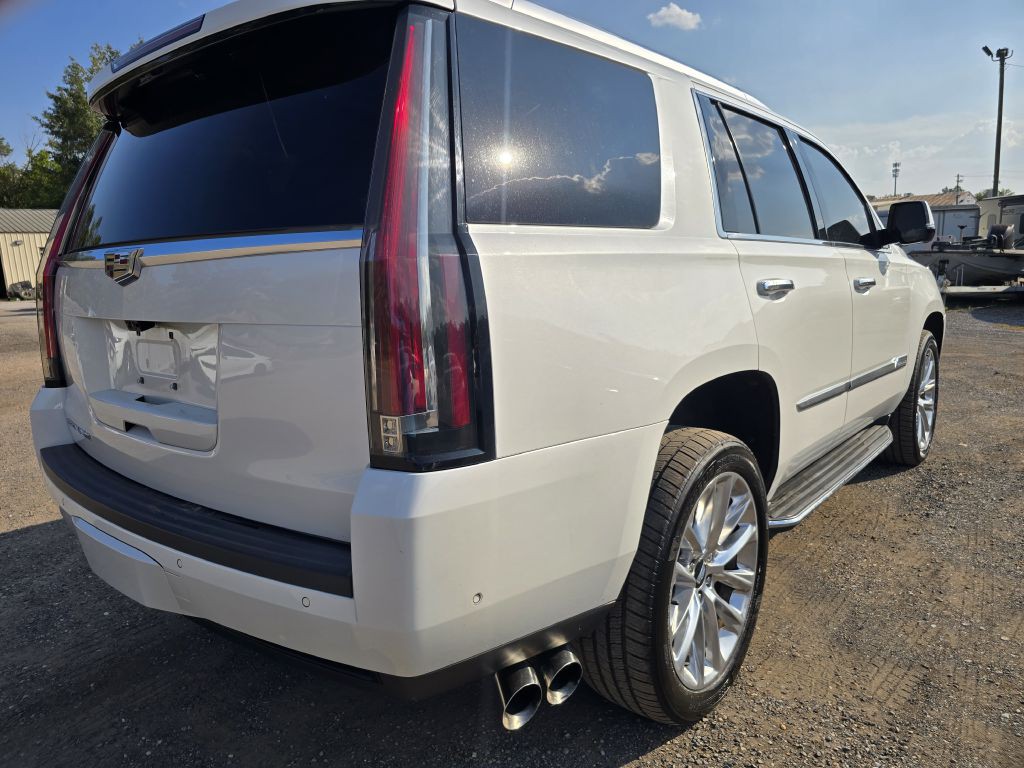 2018 Cadillac Escalade Image 4
