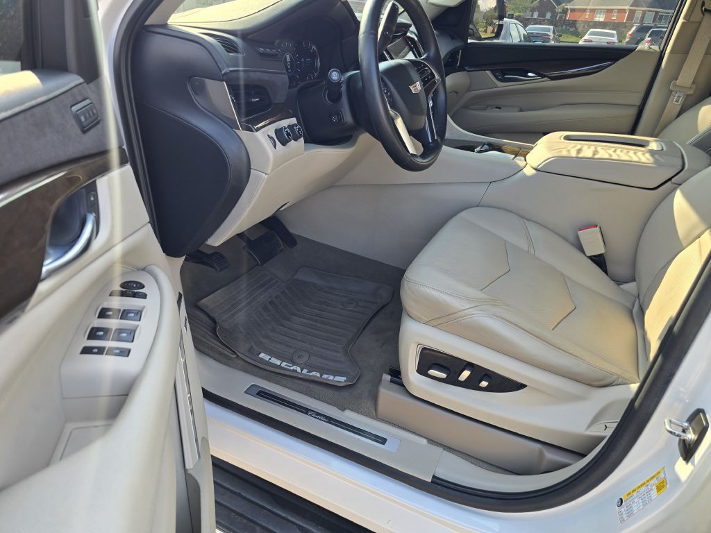 2018 Cadillac Escalade Image 6