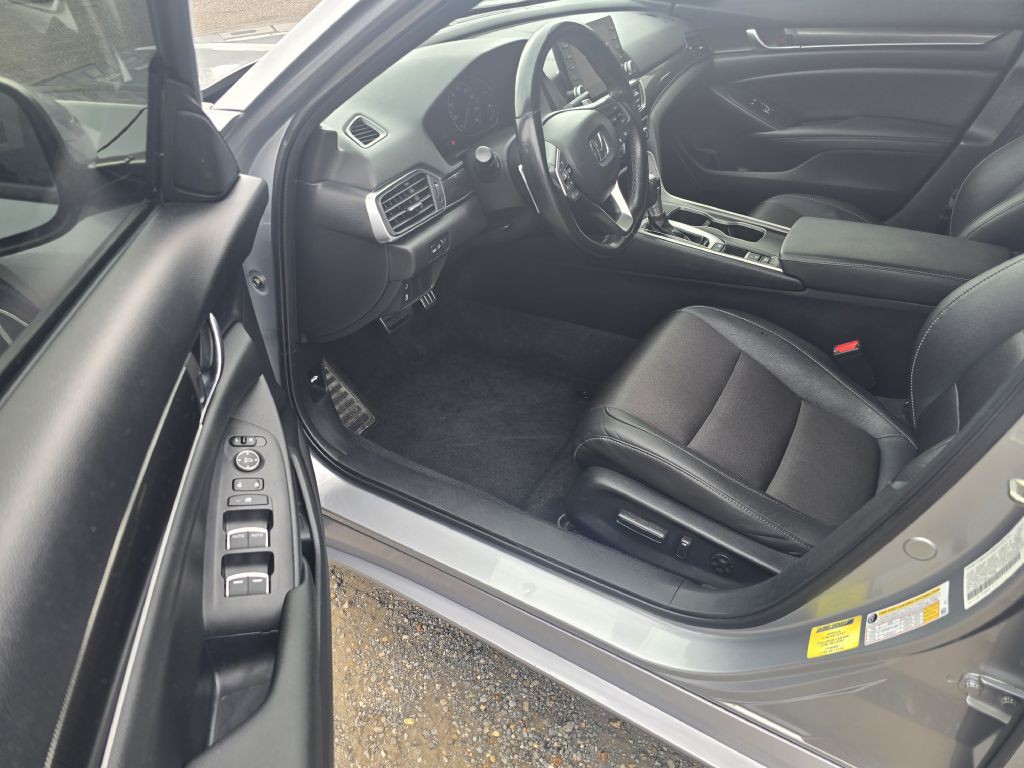 2019 Honda Accord Image 7