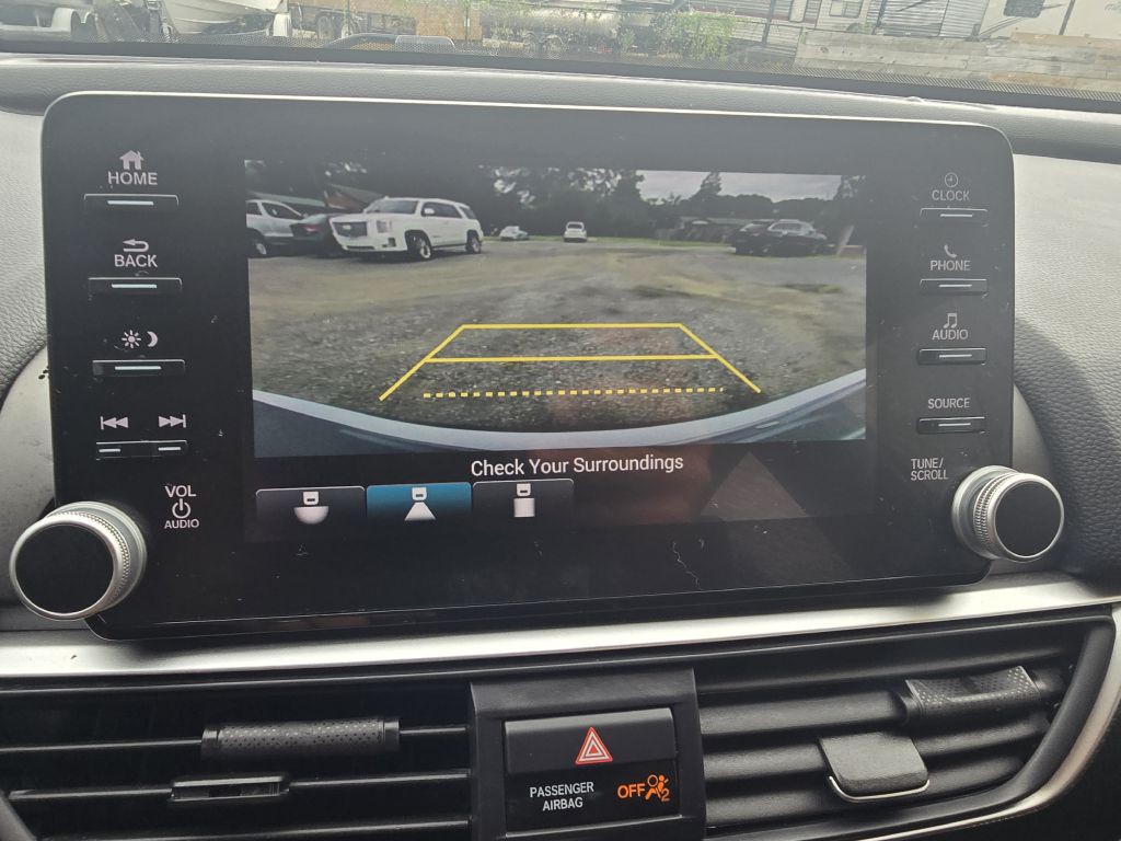 2019 Honda Accord Image 11