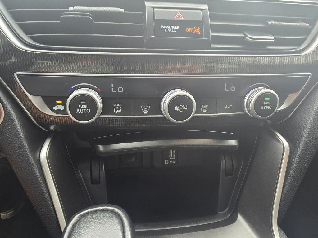 2019 Honda Accord Image 12