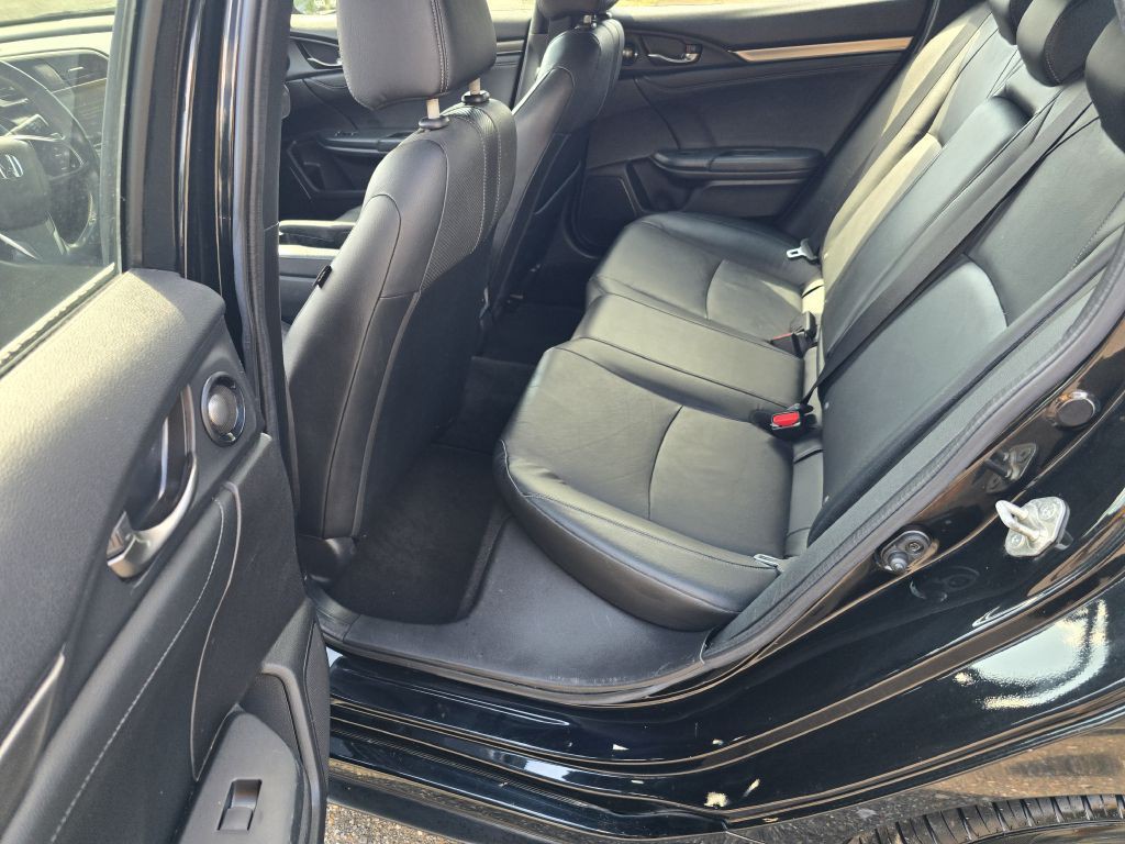 2017 Honda Civic Image 8