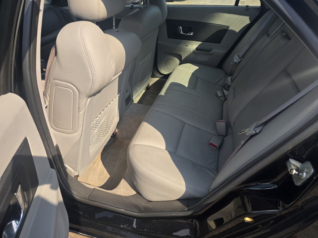 2006 Cadillac CTS Image 8