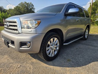 Image for 2010 Toyota Sequoia Platinum ID: 6829857
