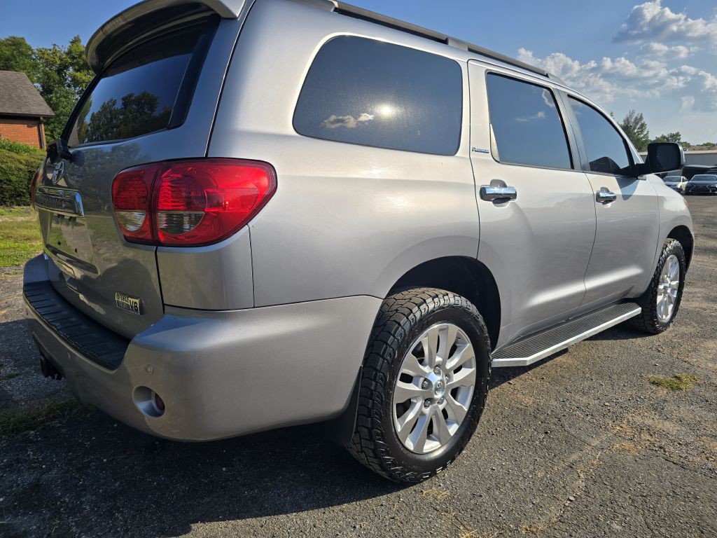 2010 Toyota Sequoia Image 4