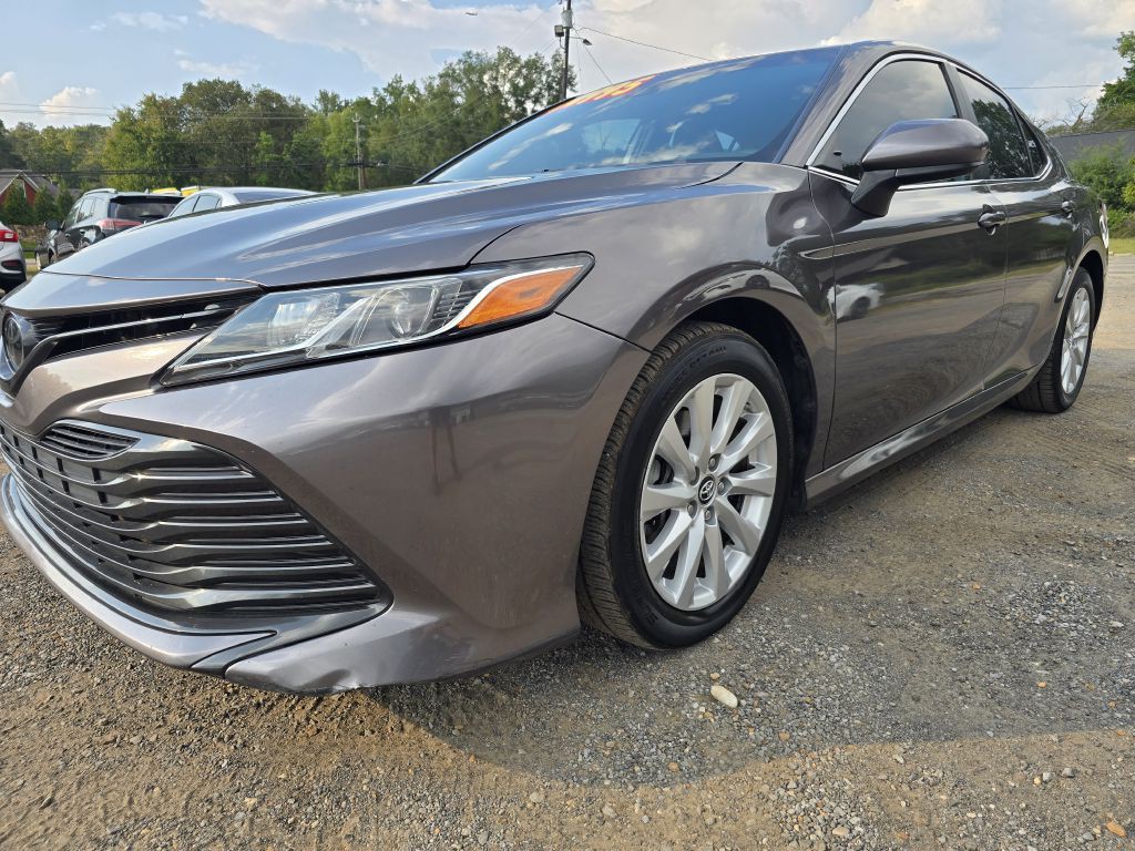 2018 Toyota Camry Image 1