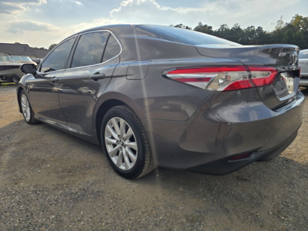 2018 Toyota Camry Image 3