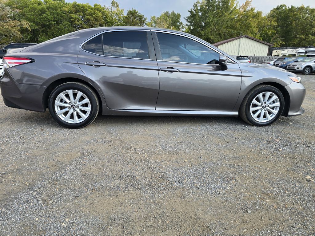 2018 Toyota Camry Image 5