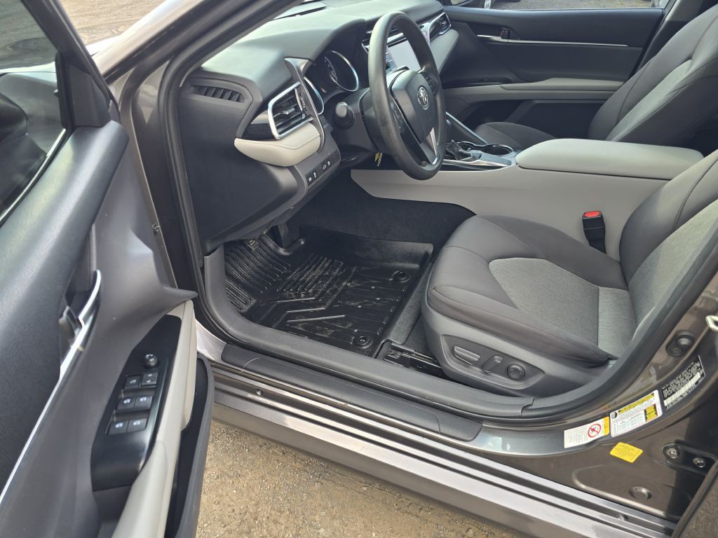 2018 Toyota Camry Image 7