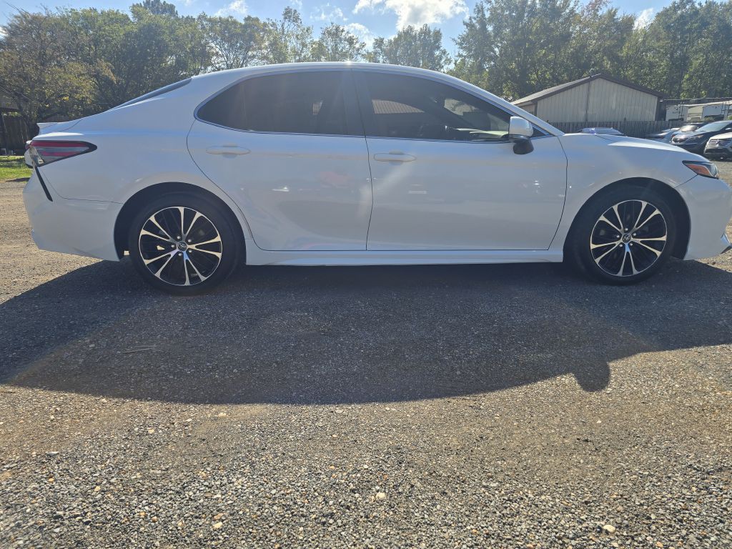 2018 Toyota Camry Image 5