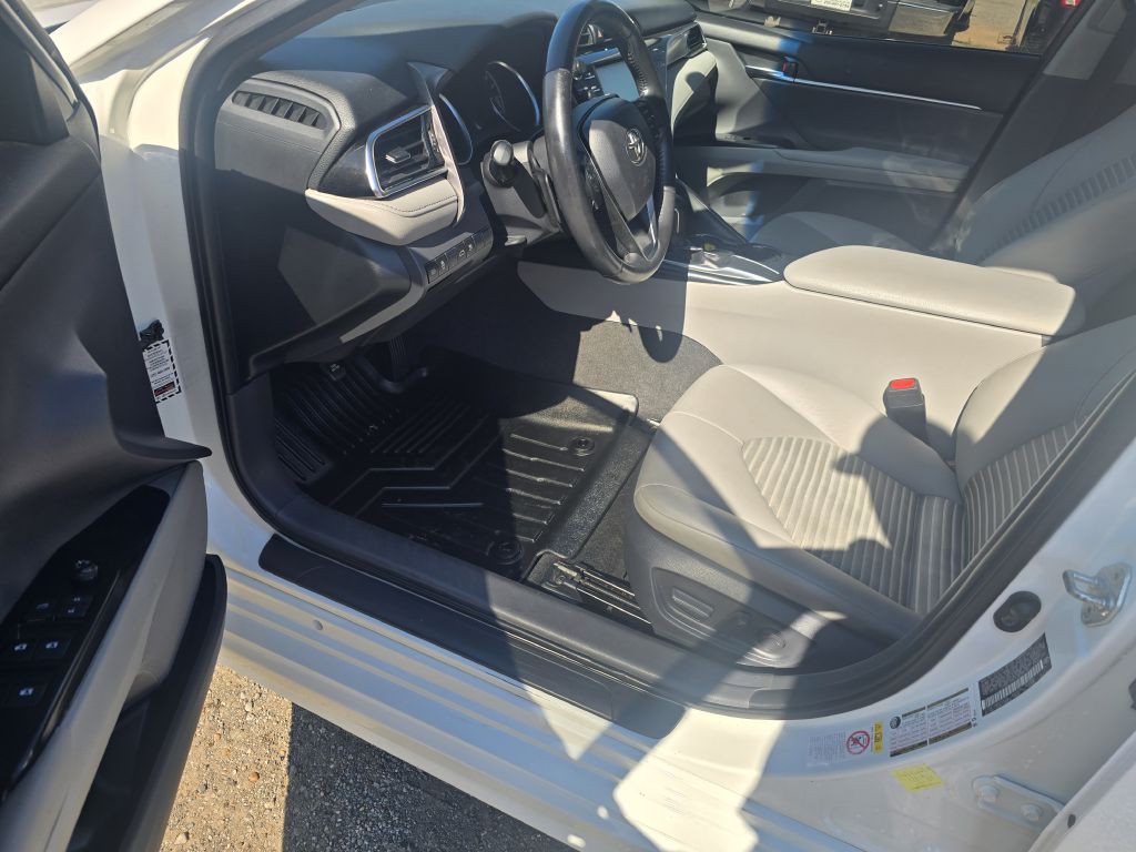 2018 Toyota Camry Image 7