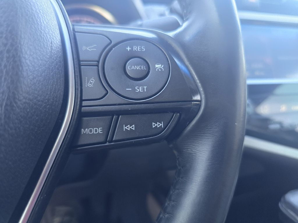 2018 Toyota Camry Image 12