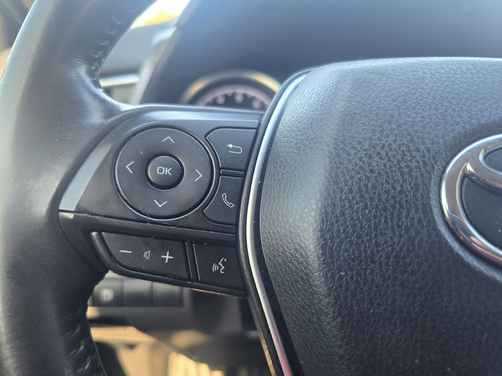 2018 Toyota Camry Image 13