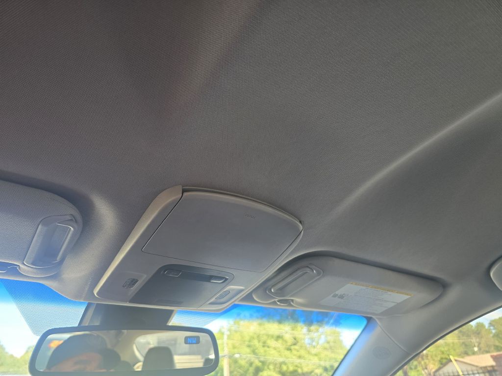 2018 Toyota Camry Image 15