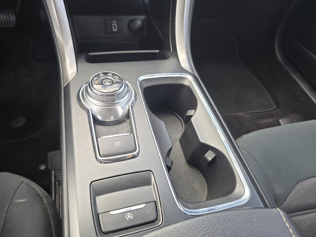 2017 Ford Fusion Image 12