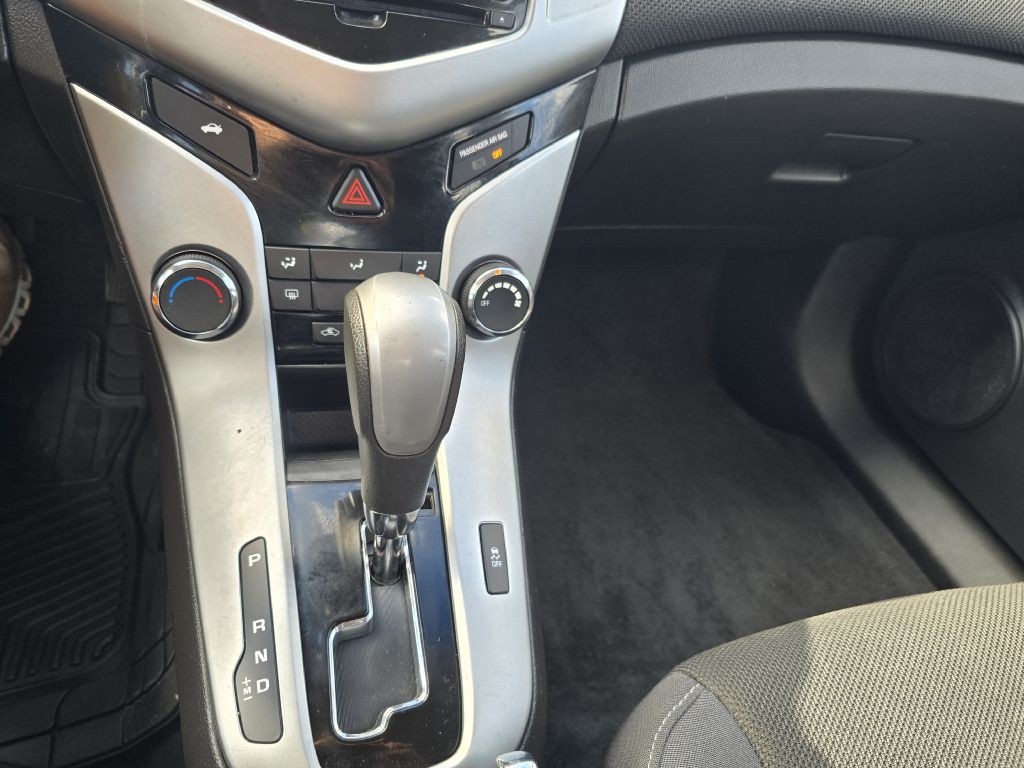 2016 Chevrolet Cruze Image 14