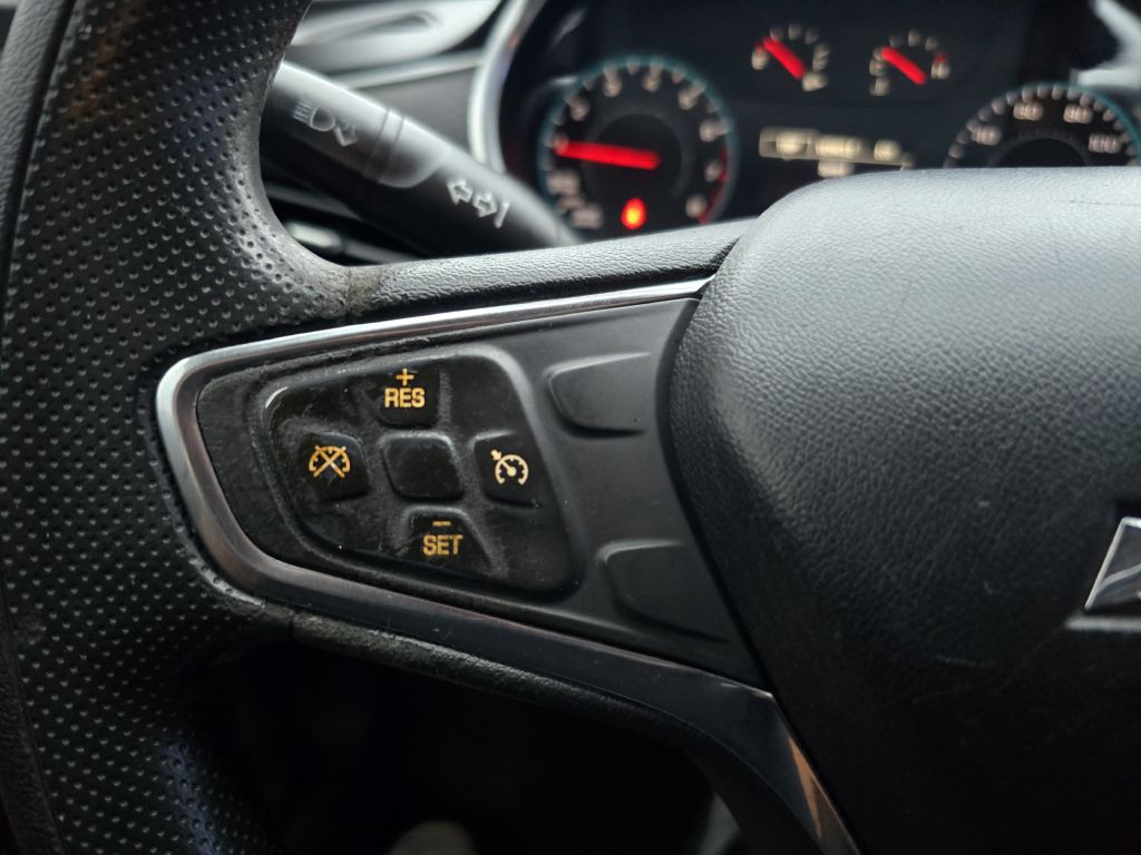 2020 Chevrolet Malibu Image 14