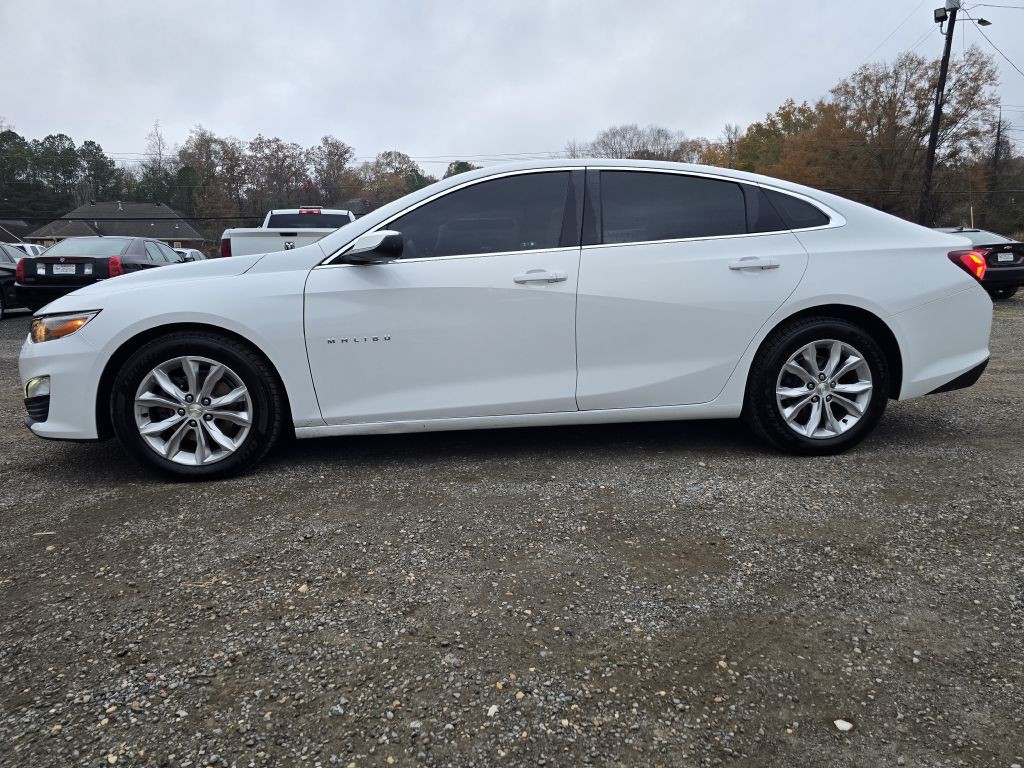 2020 Chevrolet Malibu Image 2