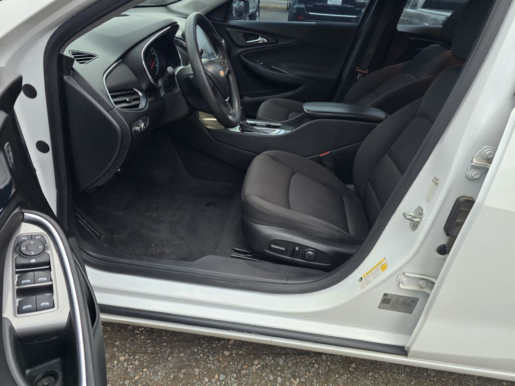 2020 Chevrolet Malibu Image 7
