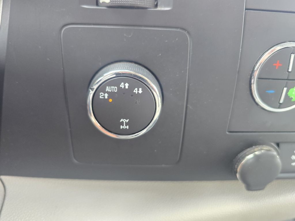 2007 Chevrolet Silverado 1500 Image 13