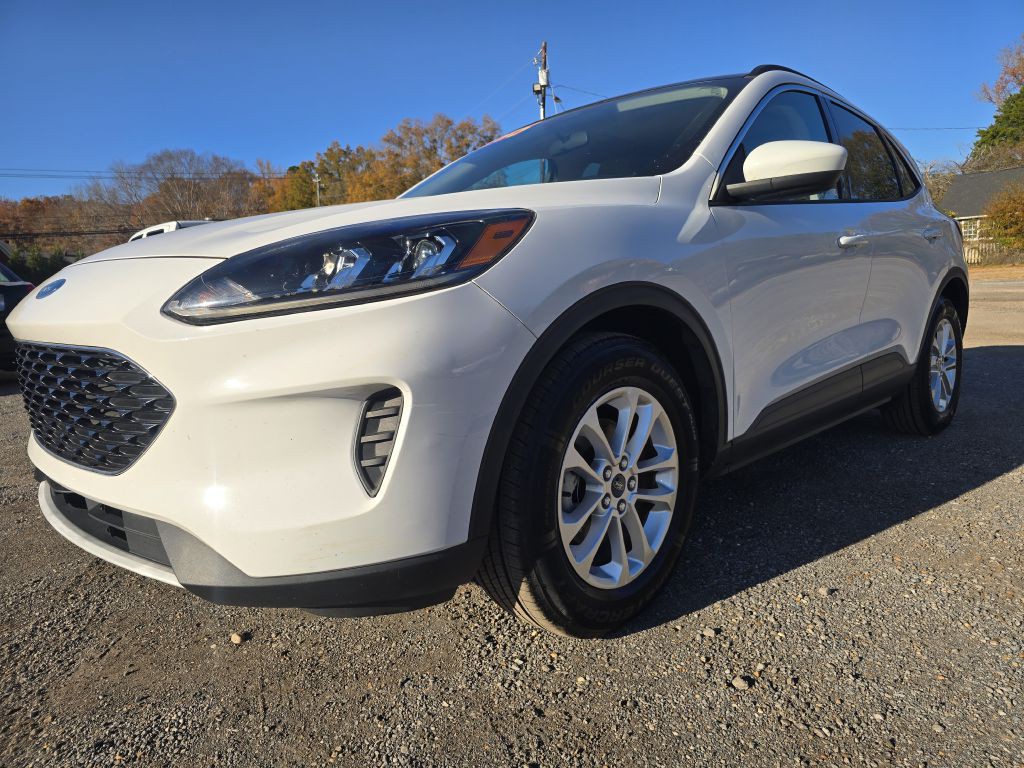 2020 Ford Escape Image 1