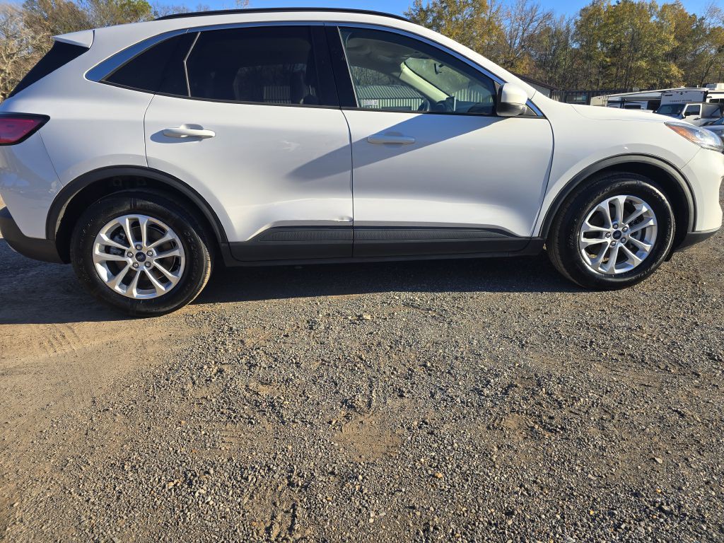 2020 Ford Escape Image 5