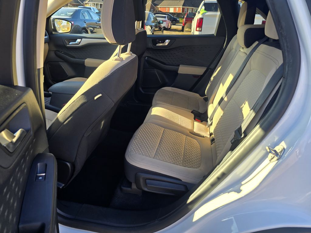 2020 Ford Escape Image 8