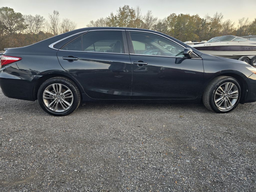 2015 Toyota Camry Image 5